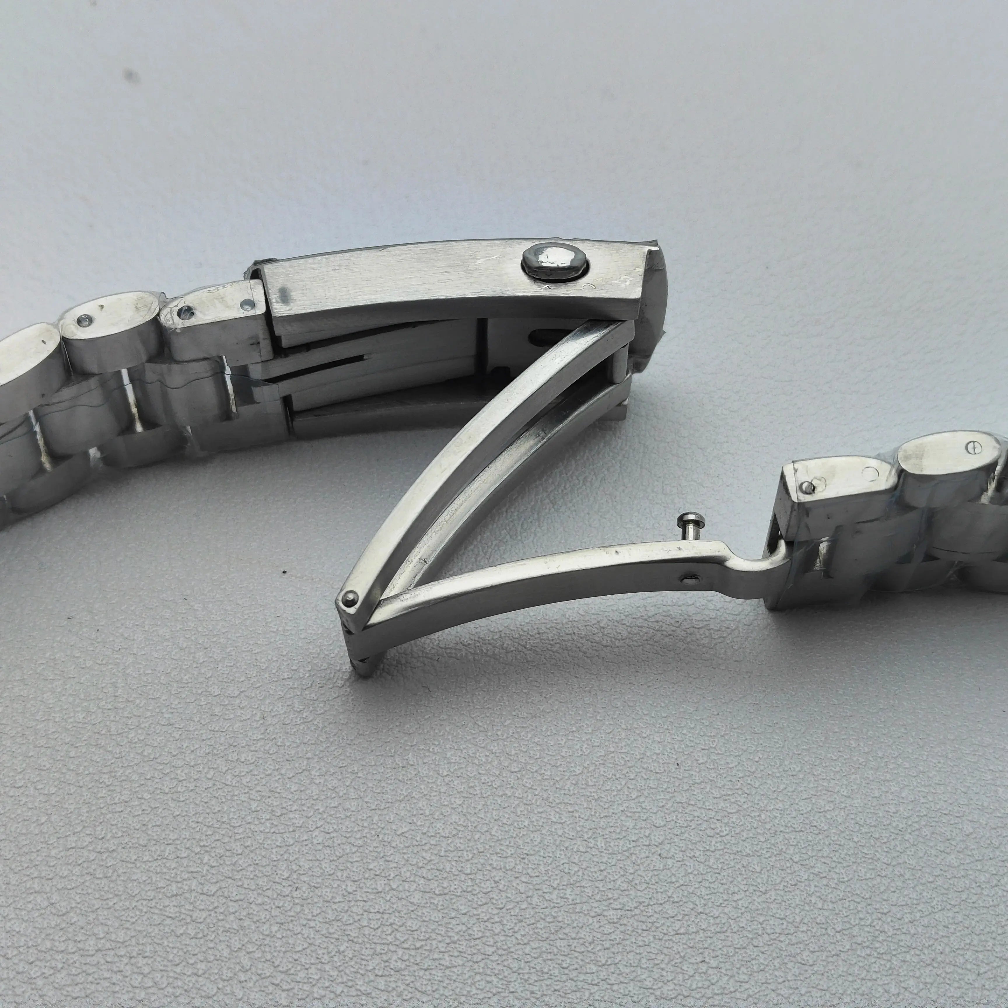 39.7mm Stainless Steel Watch Case for VK63 Movement, 20mm Lug, 32.5mm Dial - STRAPS