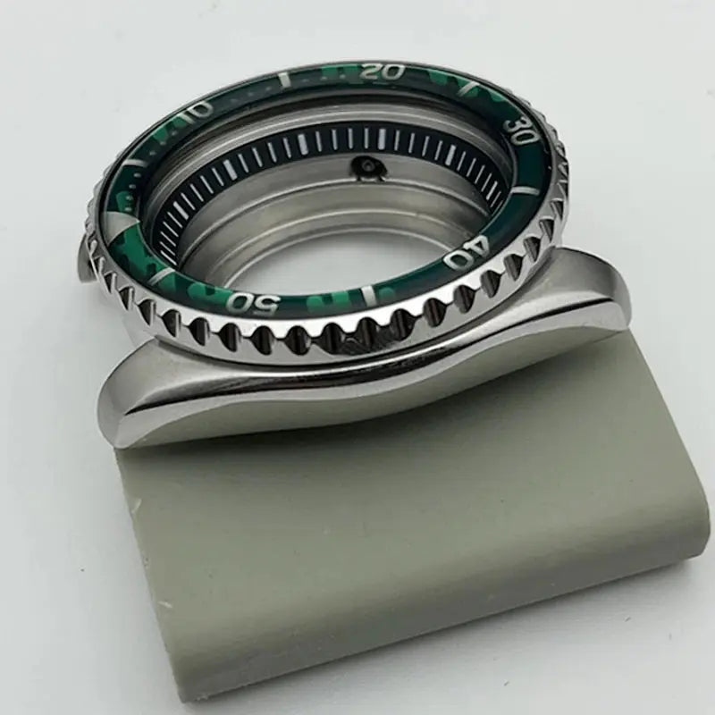 SKX007 Stainless Steel Case for NH34/NH35/NH36/4R/7S, 41mm Sapphire Mirror, 22mm Lug - STRAPS