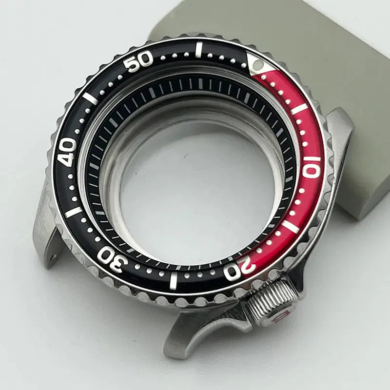 SKX007 Stainless Steel Case for NH34/NH35/NH36/4R/7S, 41mm Sapphire Mirror, 22mm Lug - STRAPS