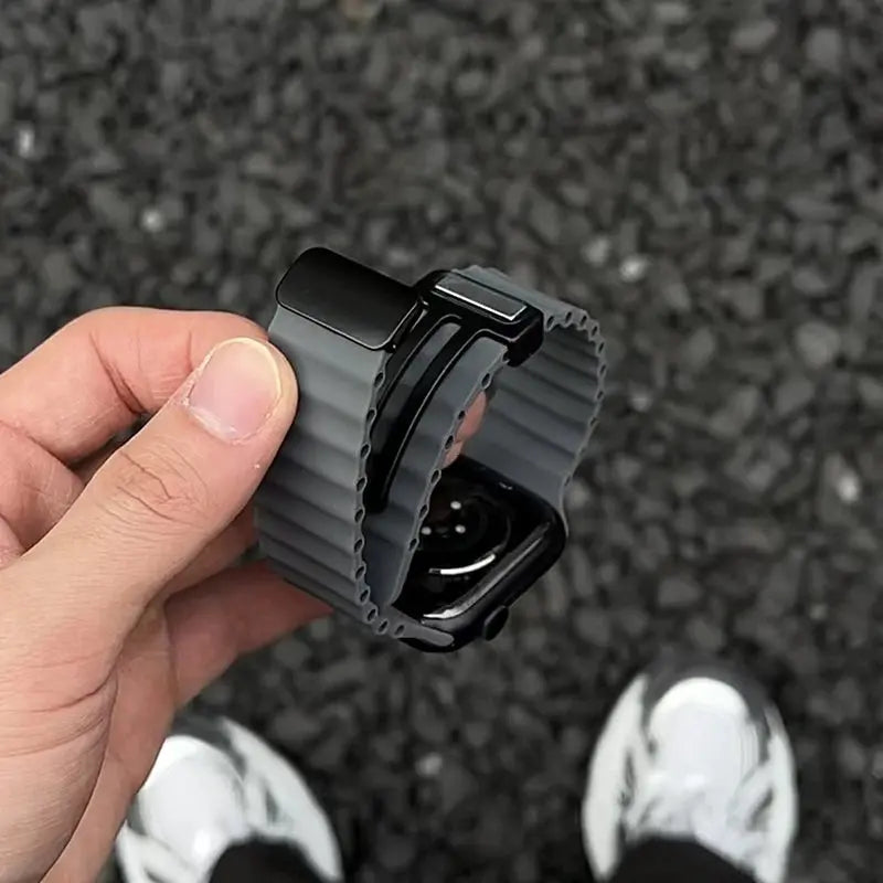 Magnetic Ocean Silicone Strap for Apple Watch Ultra, Series 10-1 & SE STRAPS